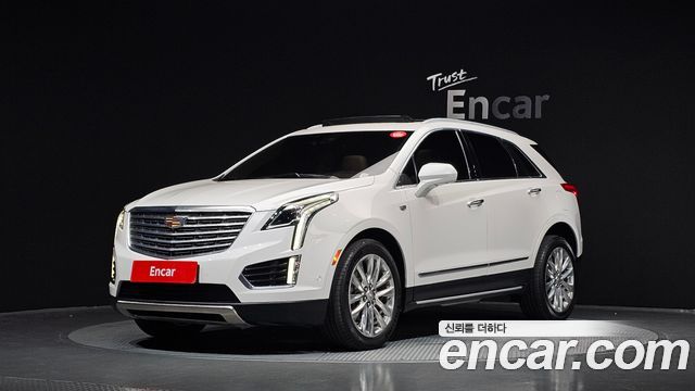 Cadillac XT5 2017 — photo 1