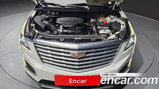 Cadillac XT5 2017 — photo 6