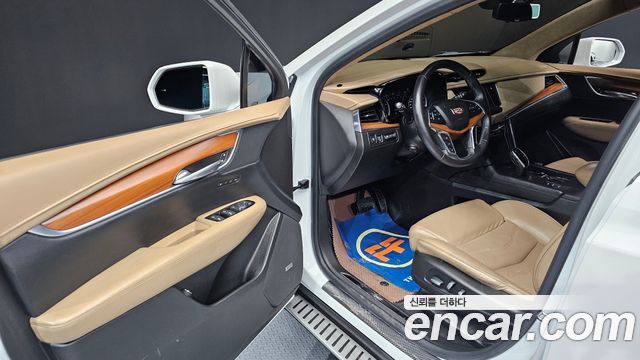 Cadillac XT5 2017 — photo 10