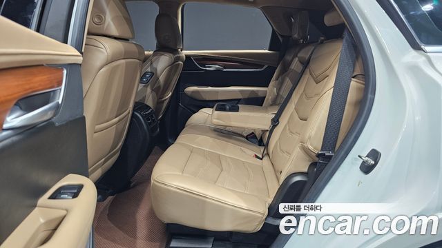 Cadillac XT5 2017 — photo 11