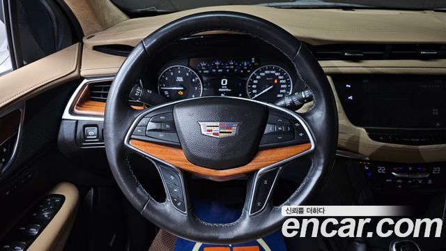 Cadillac XT5 2017 — photo 14