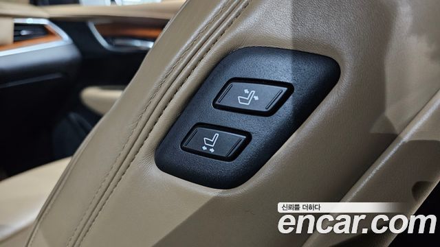 Cadillac XT5 2017 — photo 19