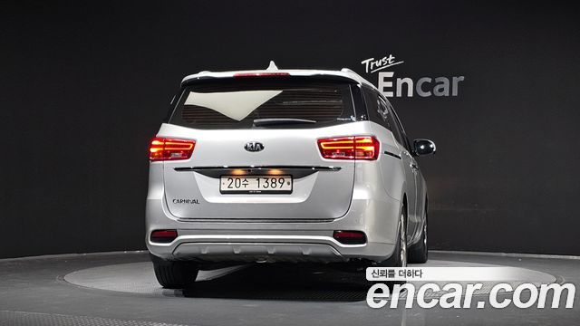 Kia Canival 2019 — photo 4