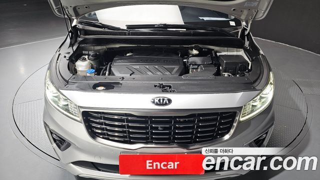 Kia Canival 2019 — photo 6