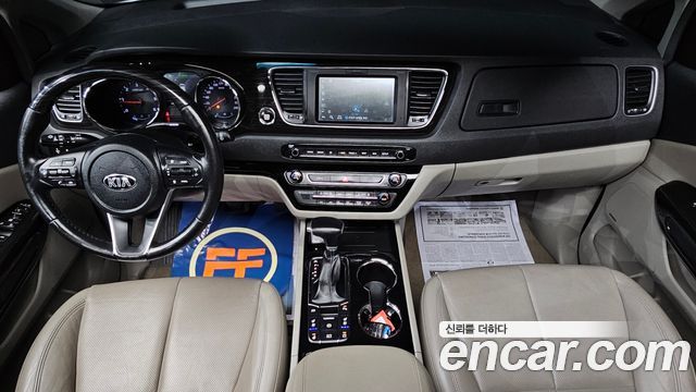 Kia Canival 2019 — photo 7