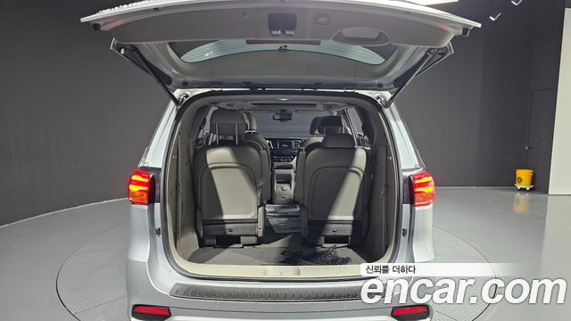 Kia Canival 2019 — photo 20