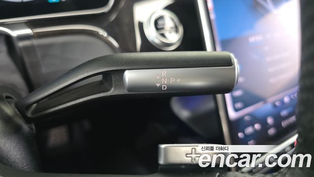 Mercedes-Benz S-Class 2022 — photo 12