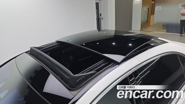 Mercedes-Benz S-Class 2022 — photo 27