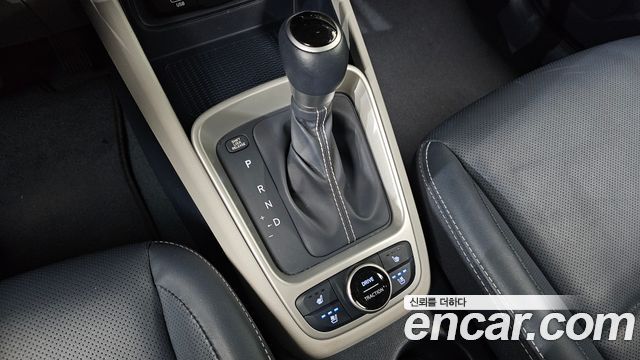 Hyundai Venue 2024 — photo 12