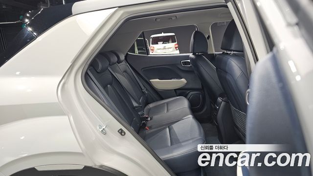 Hyundai Venue 2024 — photo 17