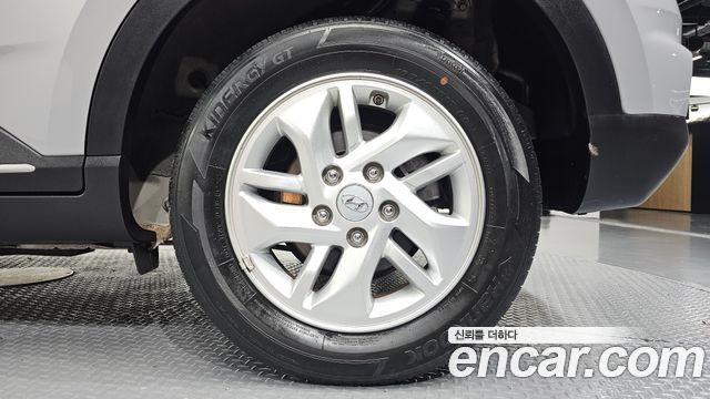 Hyundai Venue 2024 — photo 7