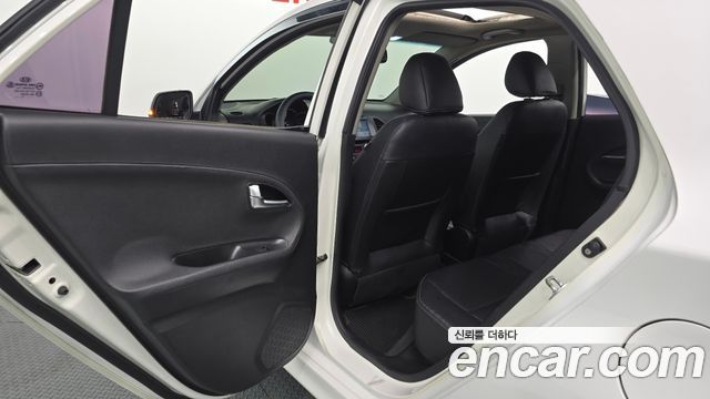 Kia morning 2012 — photo 16