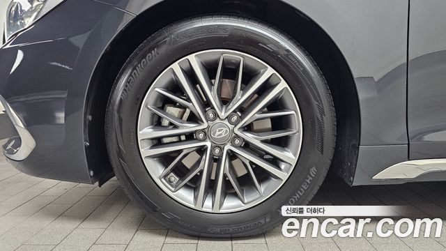 Hyundai Grandeur 2018 — photo 5