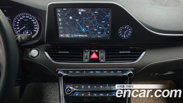 Hyundai Grandeur 2018 — photo 18
