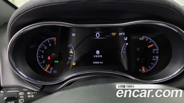 Jeep Cherokee 2021 — photo 11