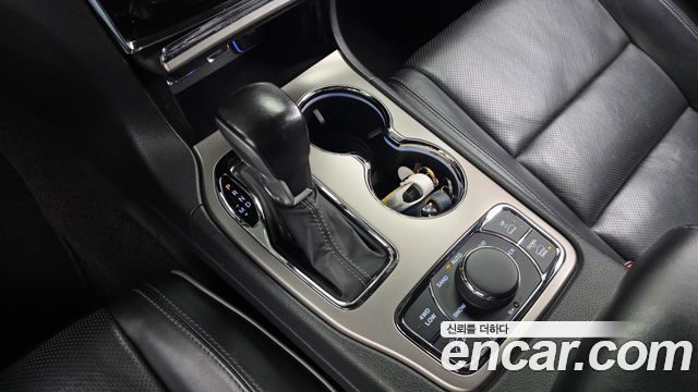 Jeep Cherokee 2021 — photo 12
