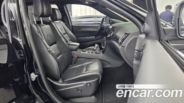 Jeep Cherokee 2021 — photo 17