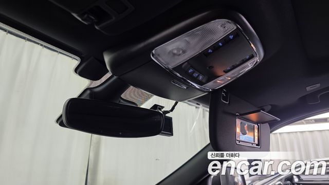 Jeep Cherokee 2021 — photo 28