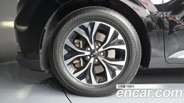 Kia Canival 2022 — photo 5