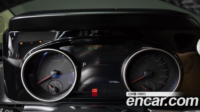 Kia Canival 2022 — photo 8