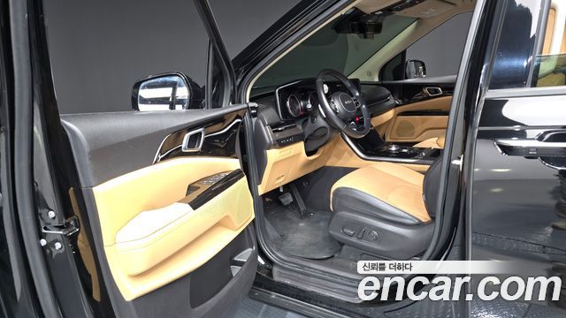 Kia Canival 2022 — photo 10