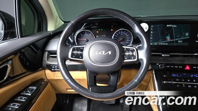 Kia Canival 2022 — photo 12