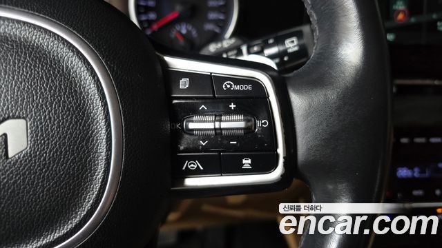 Kia Canival 2022 — photo 15