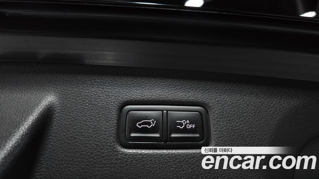 Kia Canival 2022 — photo 16