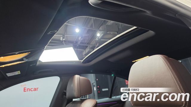 BMW 5-Series 2021 — photo 25