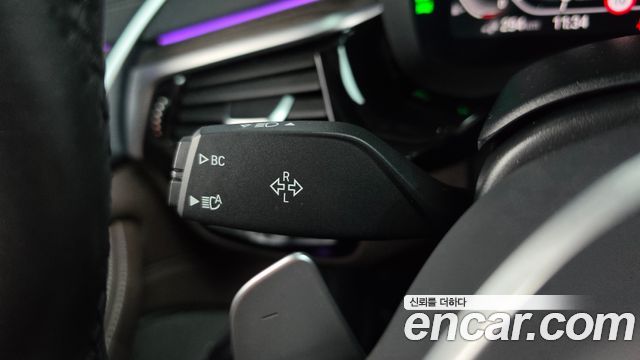 BMW 5-Series 2021 — photo 38