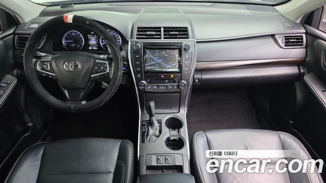 Toyota Camry 2017 — photo 7