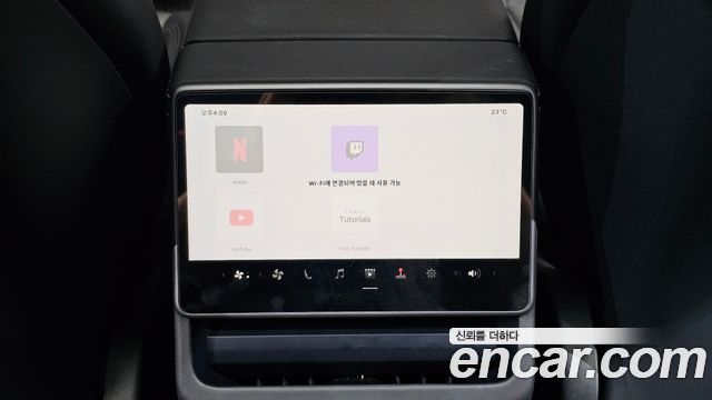 Tesla Model Y 2026 — photo 31