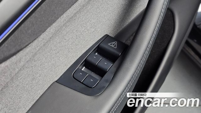 Tesla Model Y 2026 — photo 33