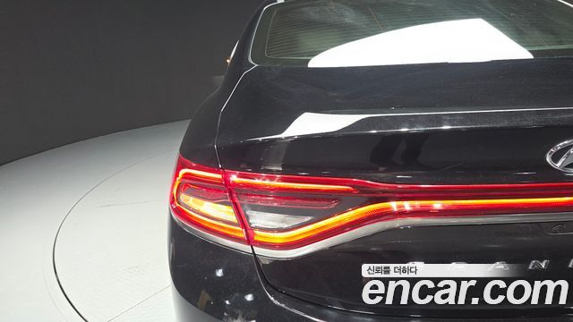 Hyundai Grandeur 2018 — photo 9