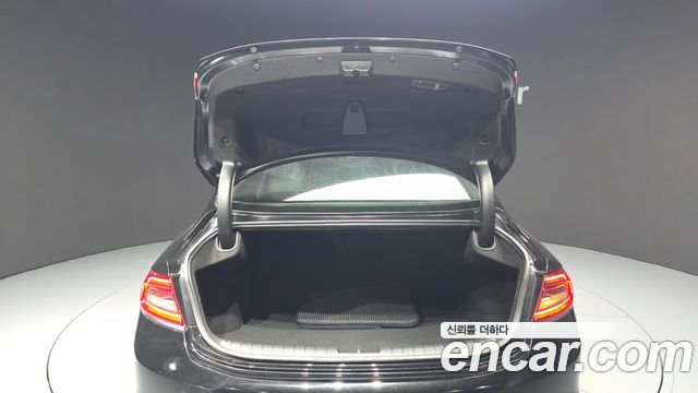 Hyundai Grandeur 2018 — photo 33