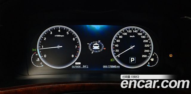 Hyundai Equus 2015 — photo 11