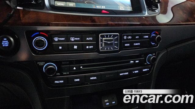 Hyundai Equus 2015 — photo 23