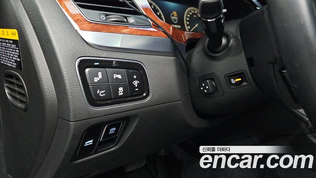 Hyundai Equus 2015 — photo 24