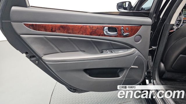 Hyundai Equus 2015 — photo 15