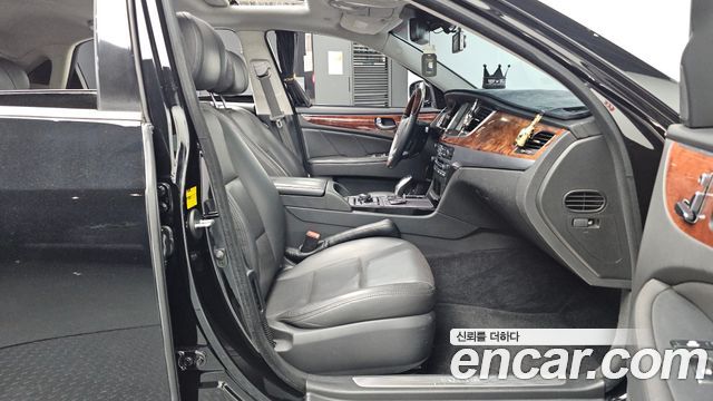 Hyundai Equus 2015 — photo 16