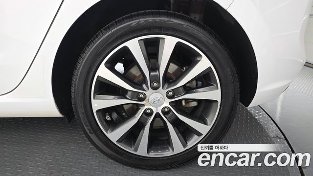 Hyundai i30 2018 — photo 7