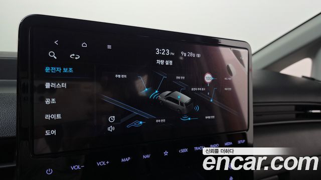 Hyundai Staria 2023 — photo 18