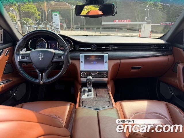 Maserati Quattroporte 2014 — photo 7