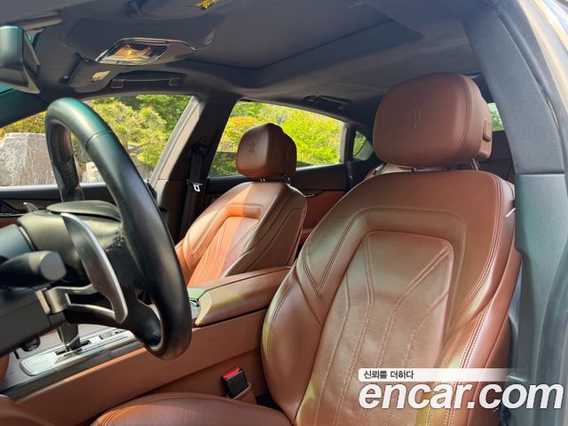 Maserati Quattroporte 2014 — photo 11