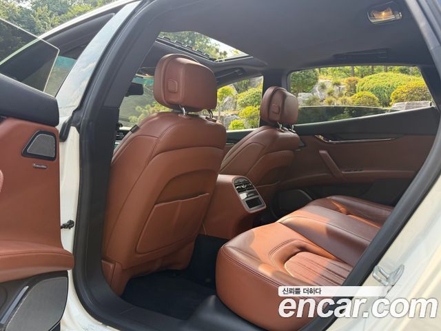 Maserati Quattroporte 2014 — photo 16