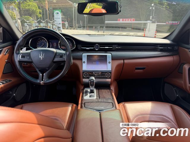 Maserati Quattroporte 2014 — photo 18