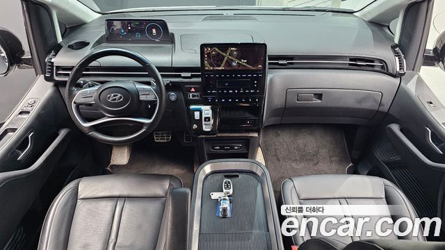 Hyundai Staria 2024 — photo 10