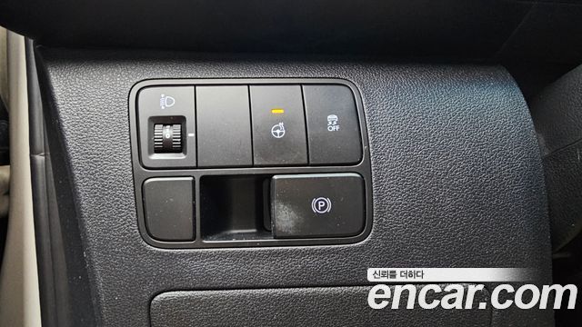 Hyundai Staria 2024 — photo 23