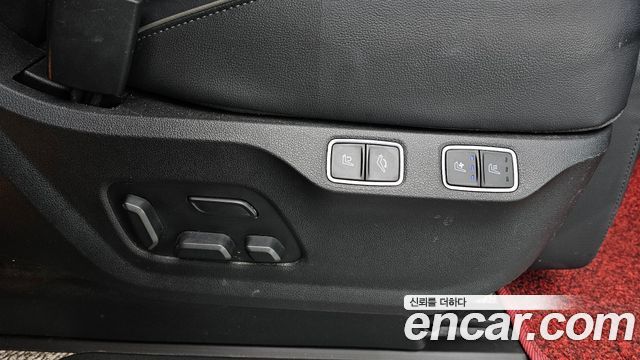 Hyundai Staria 2024 — photo 25