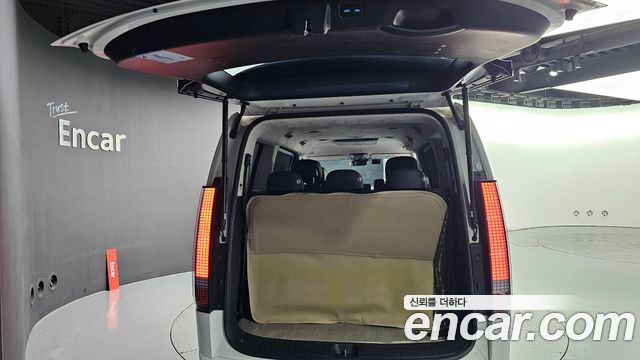 Hyundai Staria 2024 — photo 26